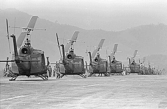 helicópteros Huey de las compañías 170.ª y 189.ª
