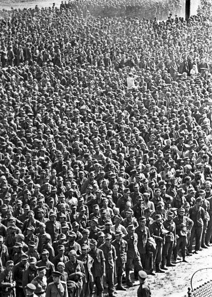 Prisioneros alemanes en Moscú 1944